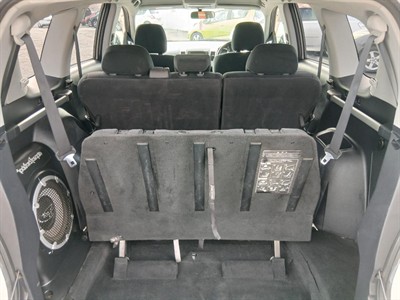 2007 Mitsubishi Outlander - Thumbnail