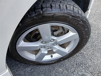 2007 Mitsubishi Outlander - Thumbnail