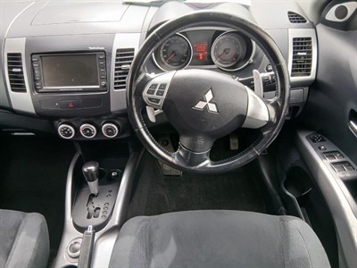 2007 Mitsubishi Outlander - Thumbnail