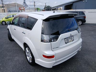 2007 Mitsubishi Outlander - Thumbnail