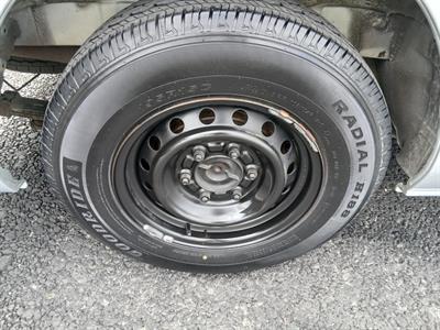 2005 Toyota HIACE - Thumbnail