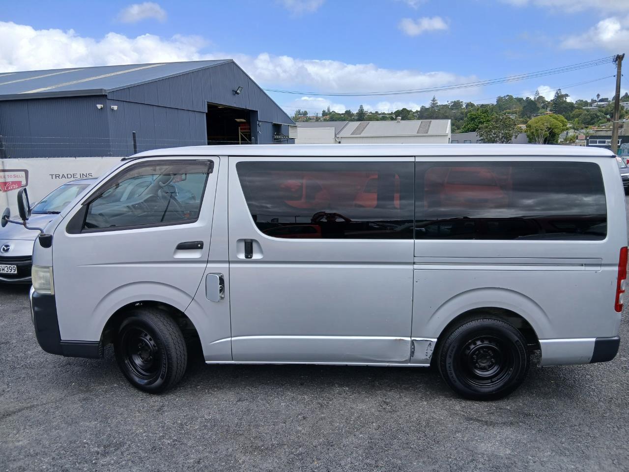 2005 Toyota HIACE