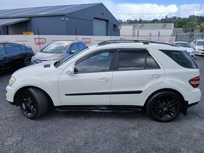 2008 Mercedes-Benz ML - Thumbnail