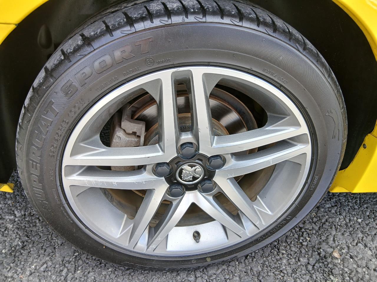 2011 Holden COMMODORE