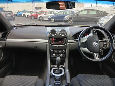 2011 Holden COMMODORE - Thumbnail