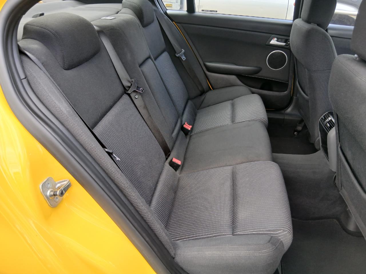 2011 Holden COMMODORE