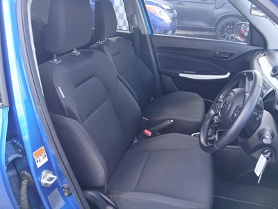 2021 Suzuki Swift - Thumbnail