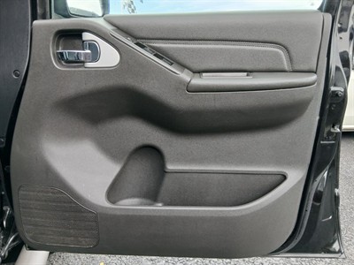 2014 Nissan NAVARA - Thumbnail