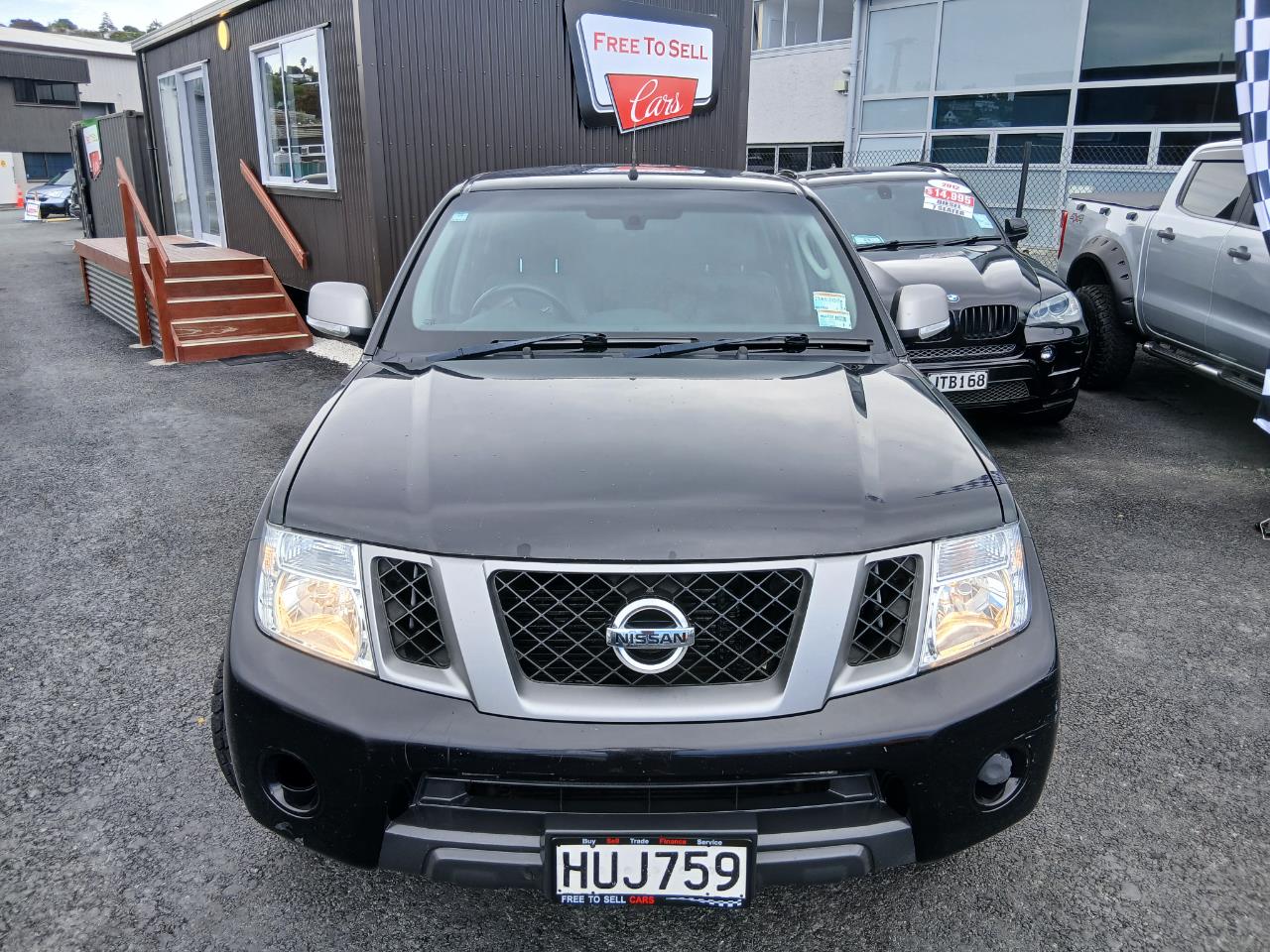 2014 Nissan NAVARA
