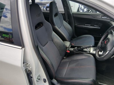 2010 Subaru IMPREZA - Thumbnail
