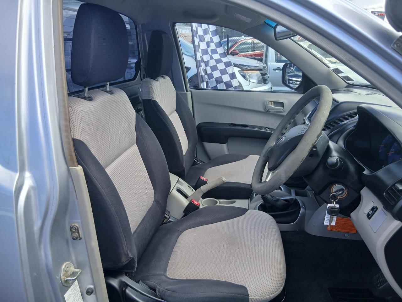 2008 Mitsubishi Triton