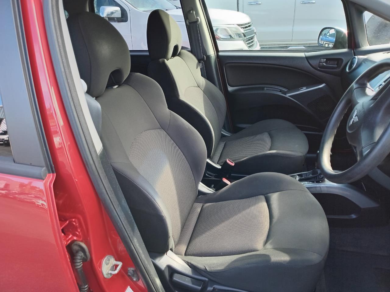 2012 Mitsubishi COLT