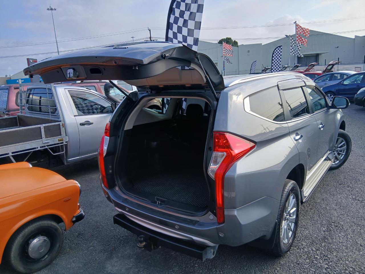 2016 Mitsubishi Pajero Sport