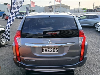 2016 Mitsubishi Pajero Sport - Thumbnail