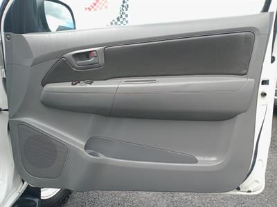 2009 Toyota HILUX - Thumbnail