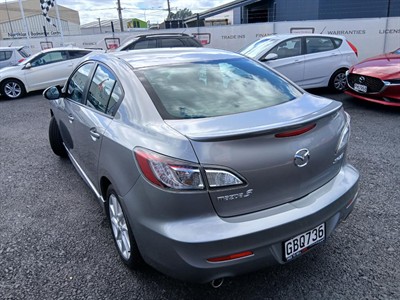 2011 Mazda 3 - Thumbnail