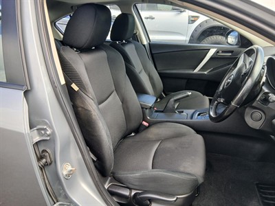 2011 Mazda 3 - Thumbnail