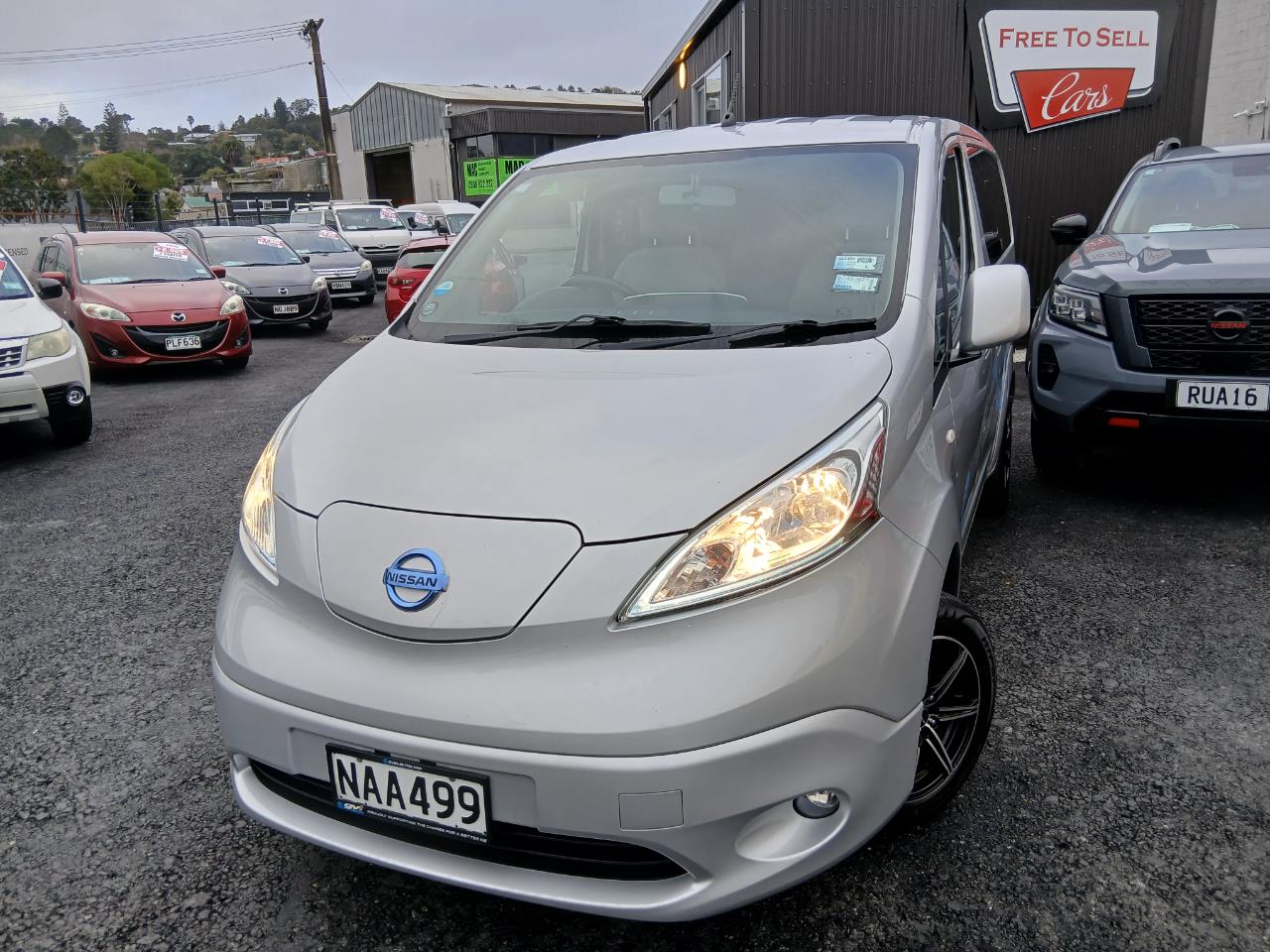 2016 Nissan e-NV200