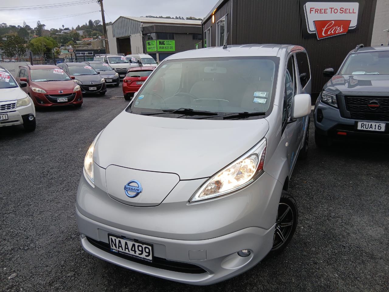 2016 Nissan e-NV200