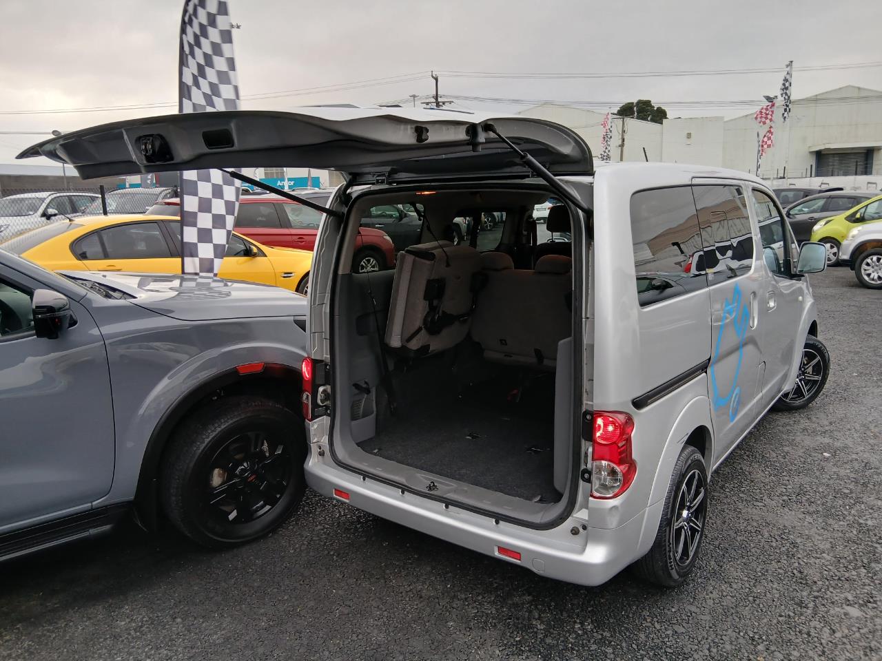 2016 Nissan e-NV200