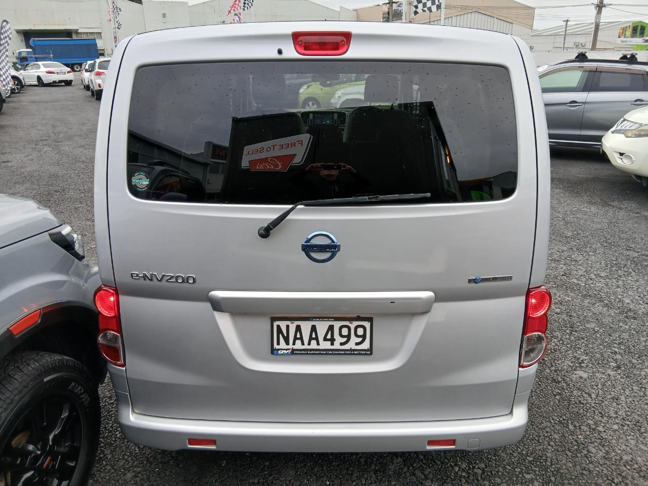 2016 Nissan e-NV200