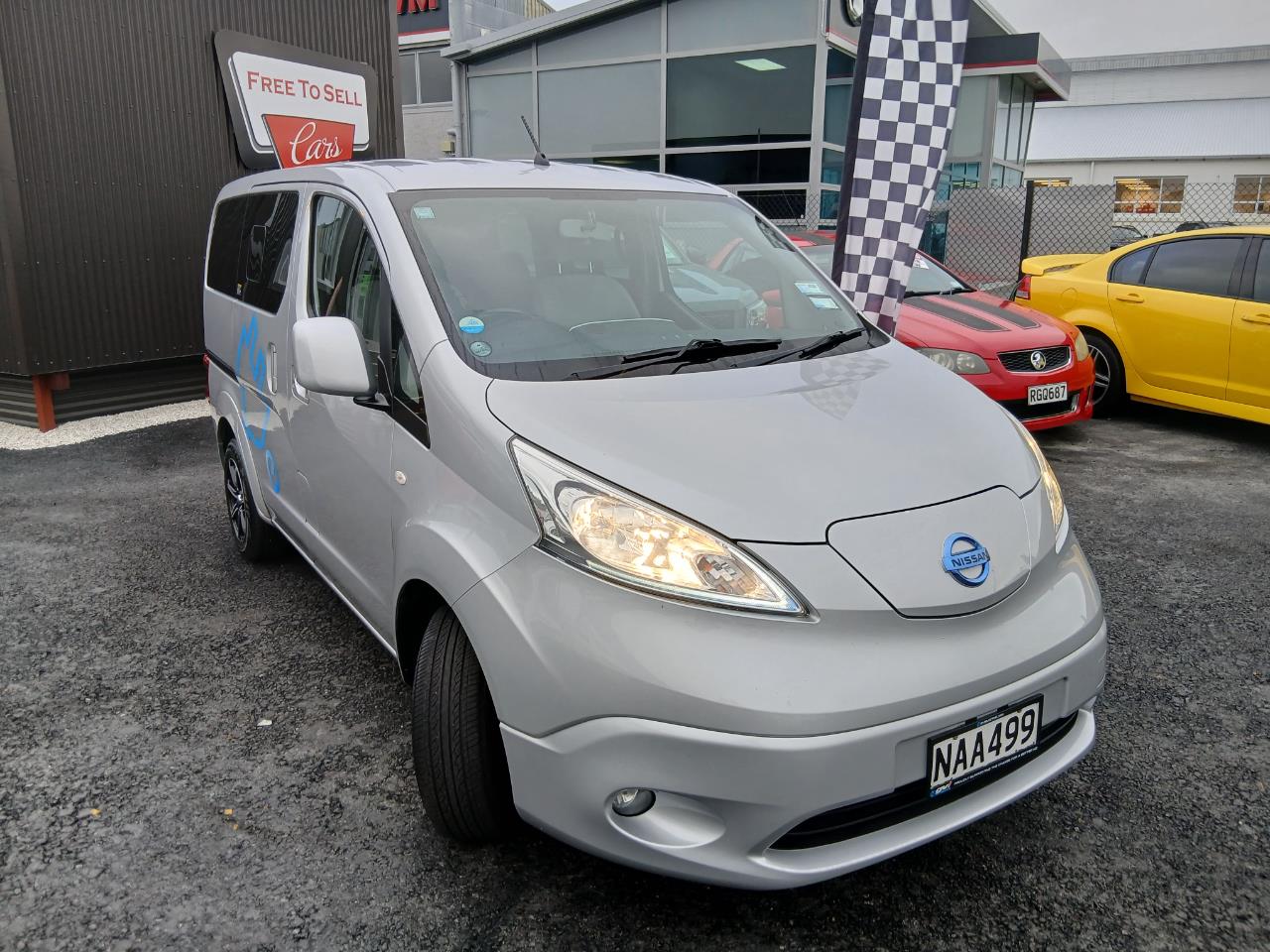 2016 Nissan e-NV200