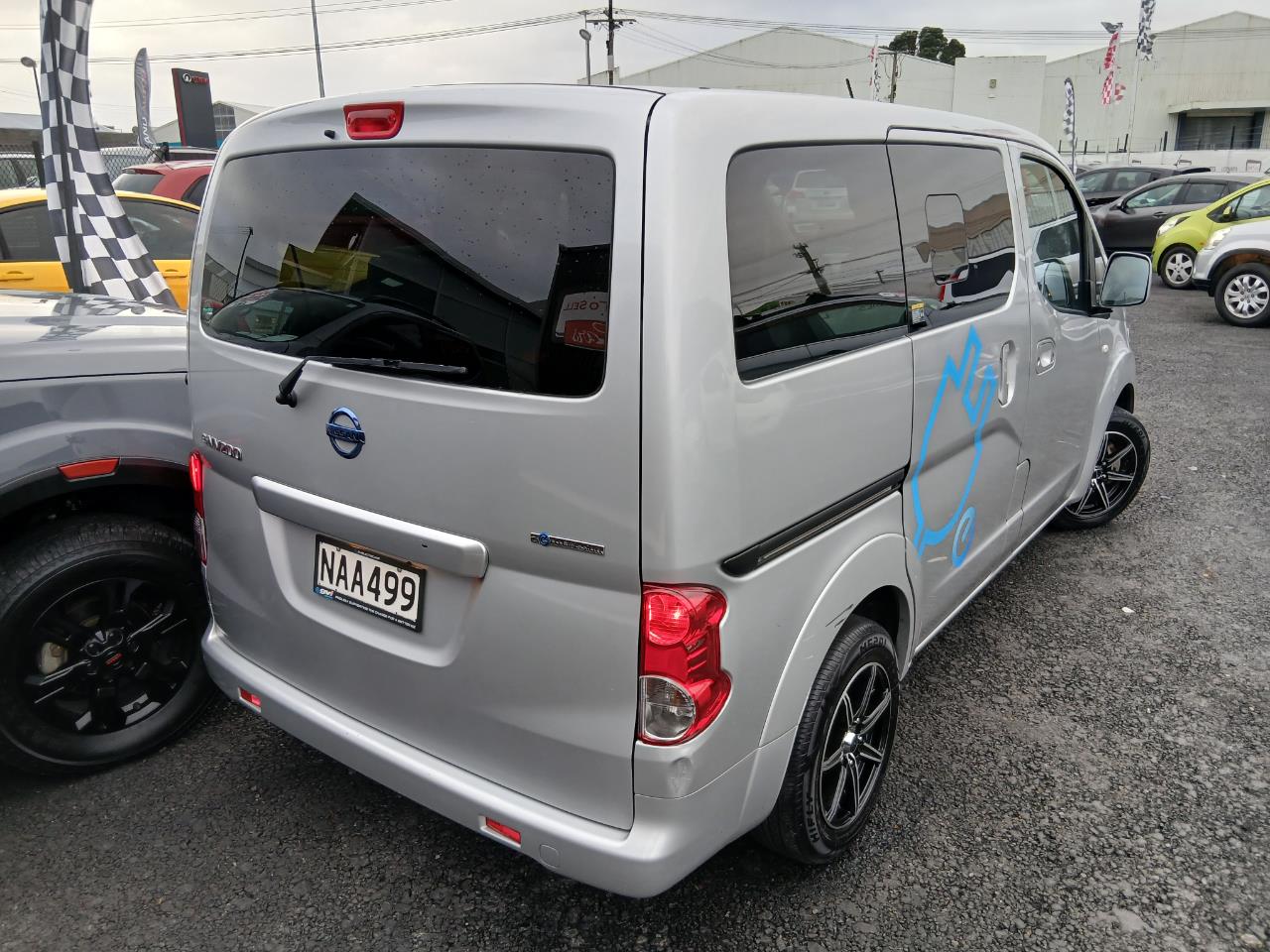 2016 Nissan e-NV200