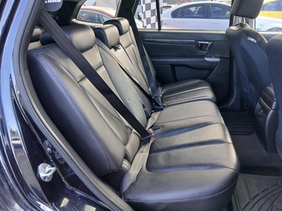 2013 Hyundai SANTA FE - Thumbnail