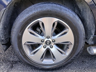 2013 Hyundai SANTA FE - Thumbnail