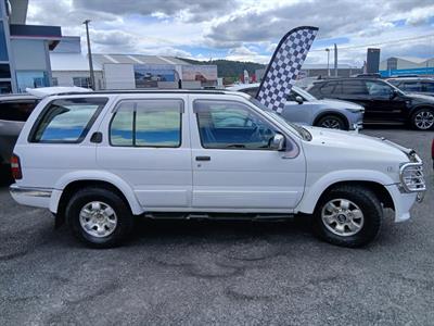1997 Nissan TERRANO - Thumbnail