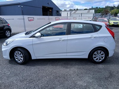 2018 Hyundai Accent - Thumbnail