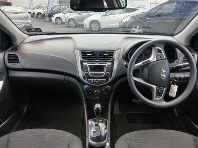 2018 Hyundai Accent - Thumbnail