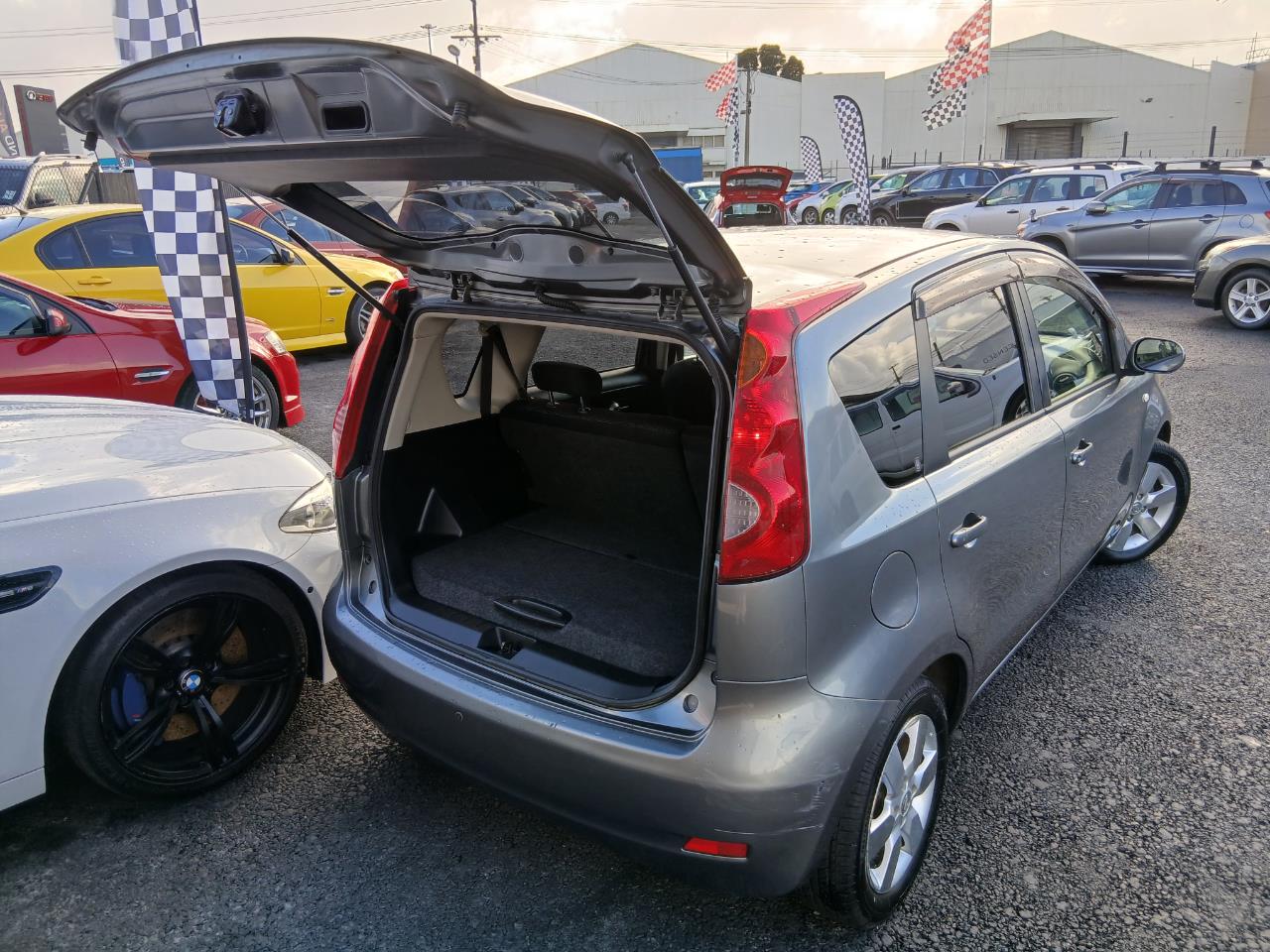 2009 Nissan NOTE