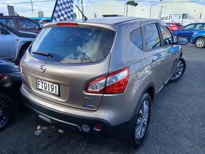 2011 Nissan Qashqai - Thumbnail
