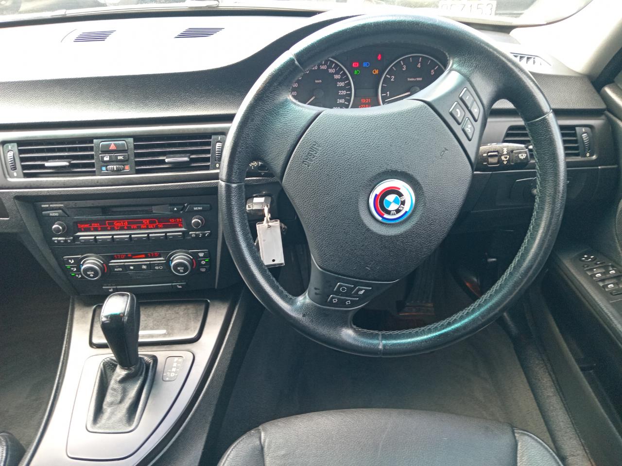2007 BMW 325i