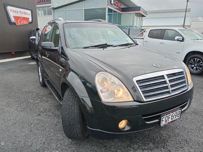 2010 Ssangyong REXTON - Thumbnail