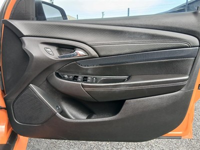2014 Holden COMMODORE - Thumbnail
