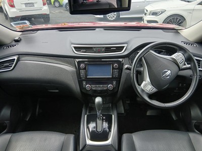 2017 Nissan X-Trail - Thumbnail