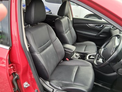 2017 Nissan X-Trail - Thumbnail