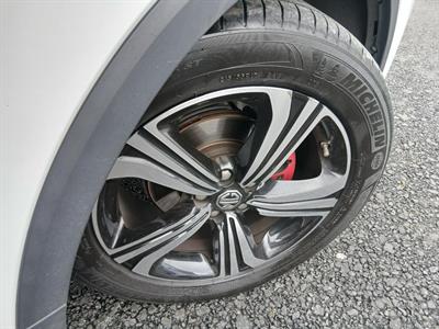 2022 MG Zs - Thumbnail
