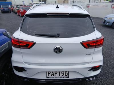 2022 MG Zs - Thumbnail