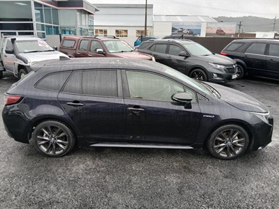 2020 Toyota COROLLA - Thumbnail