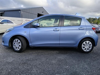 2013 Toyota Yaris - Thumbnail