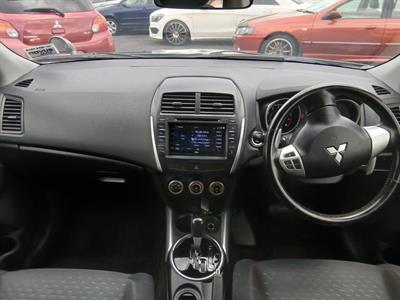 2011 Mitsubishi RVR - Thumbnail