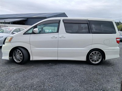 2005 Toyota Alphard - Thumbnail