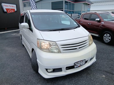 2005 Toyota Alphard - Thumbnail