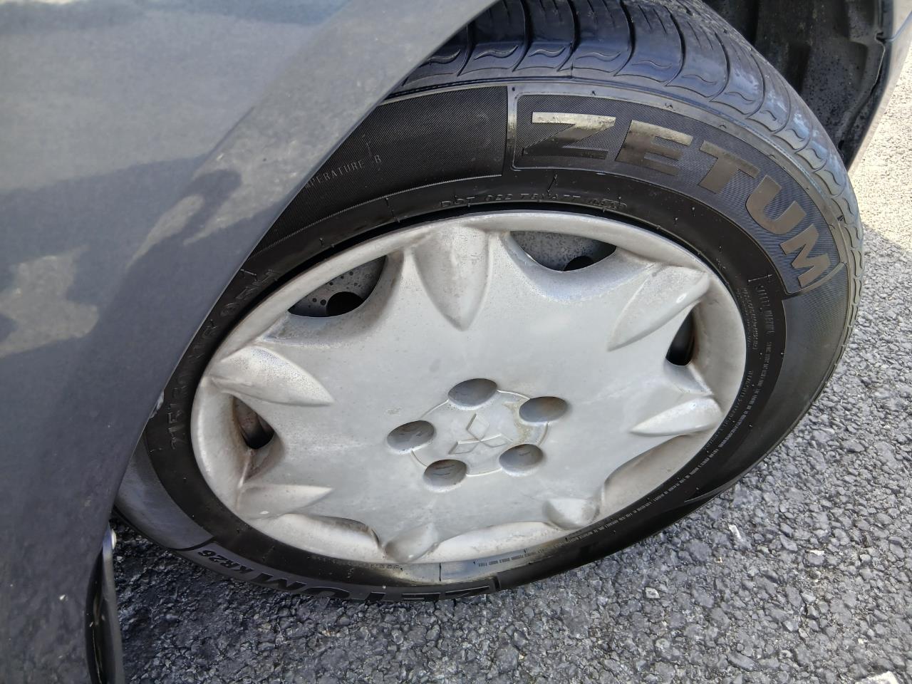 2005 Mitsubishi GRANDIS