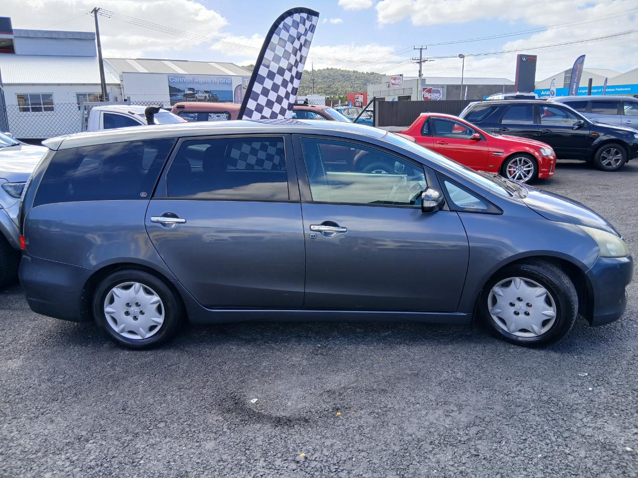 2005 Mitsubishi GRANDIS