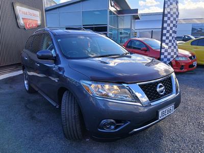 2015 Nissan Pathfinder - Thumbnail