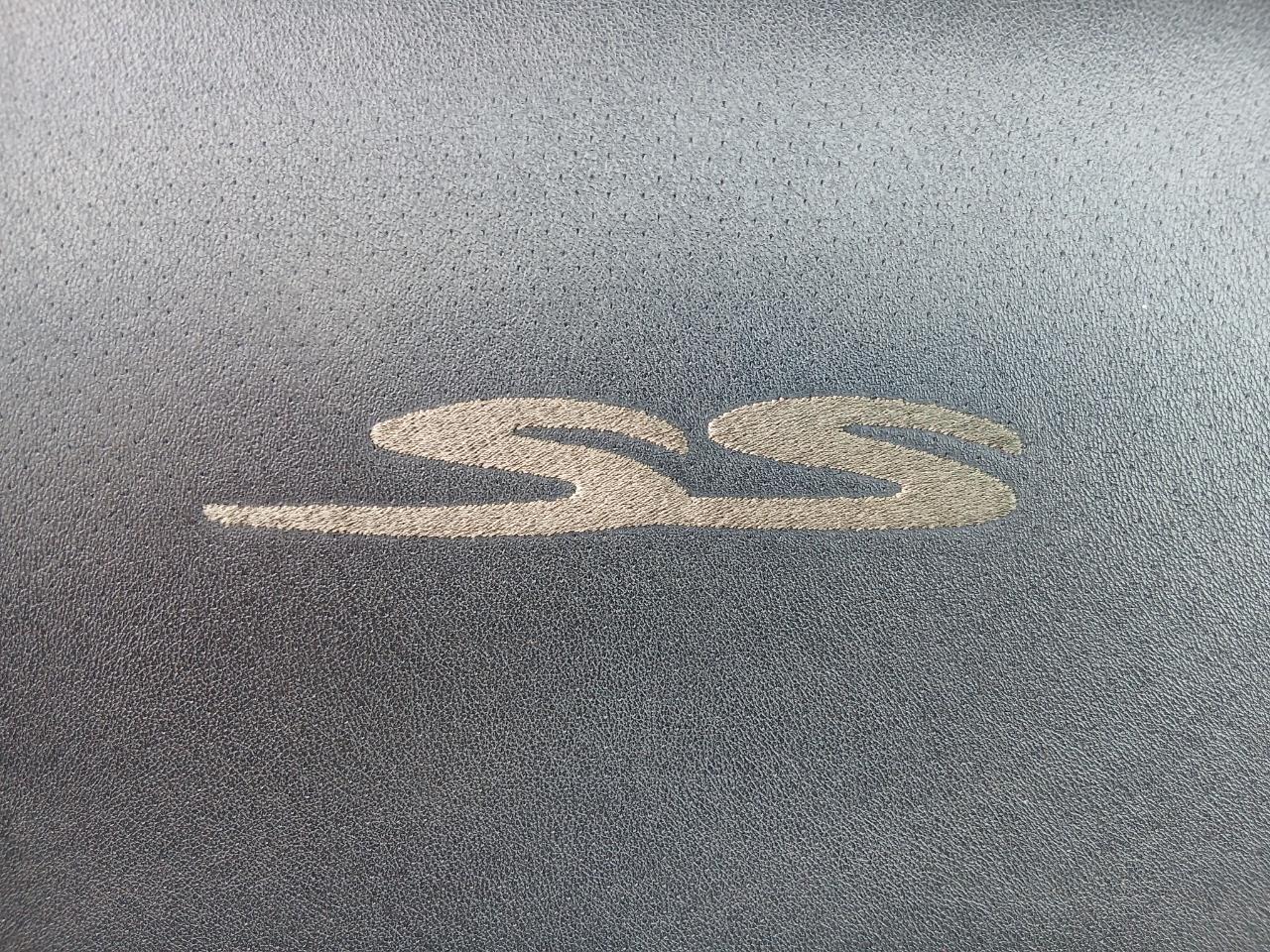 2002 Holden COMMODORE